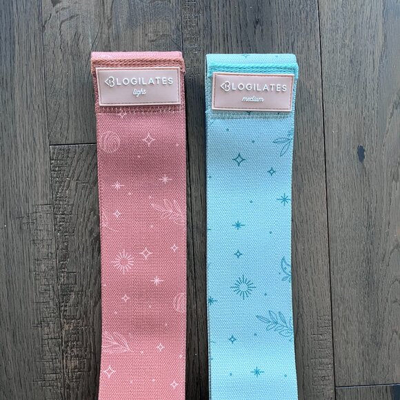 Logilates Resistance Exercise Bands Set of 2 Medium Light Strength - Picture 2 of 3